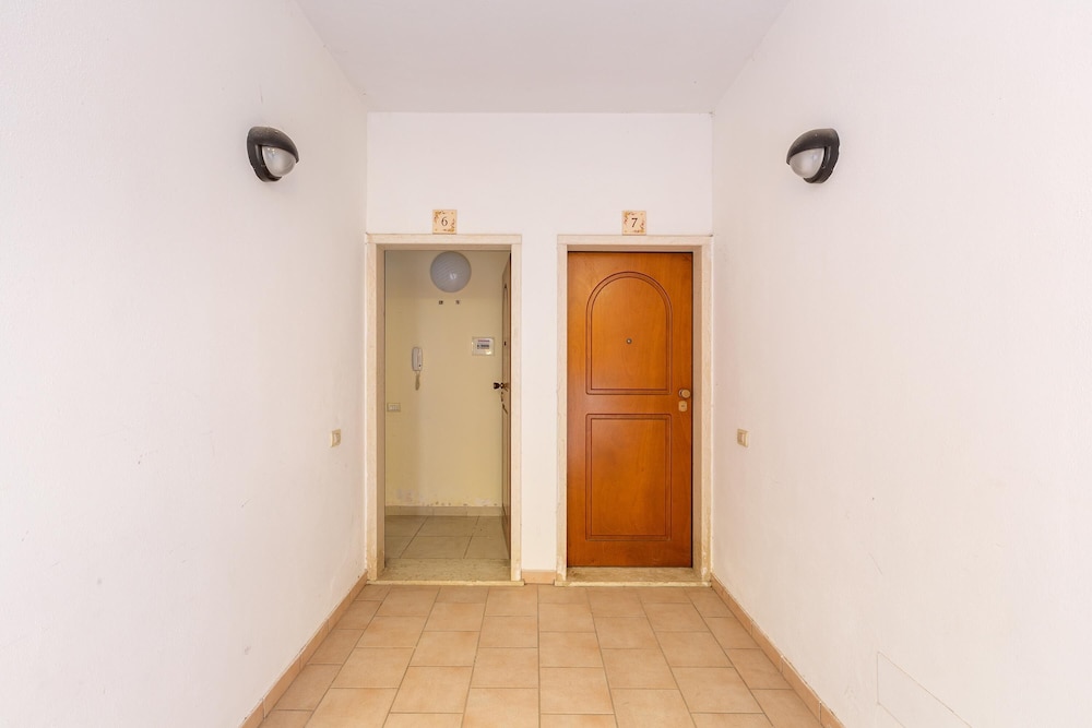 1990 Appartamento Azzurra view 4
