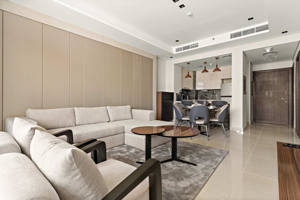 Amazing 1br With Beautiest View of Dubai Skyline