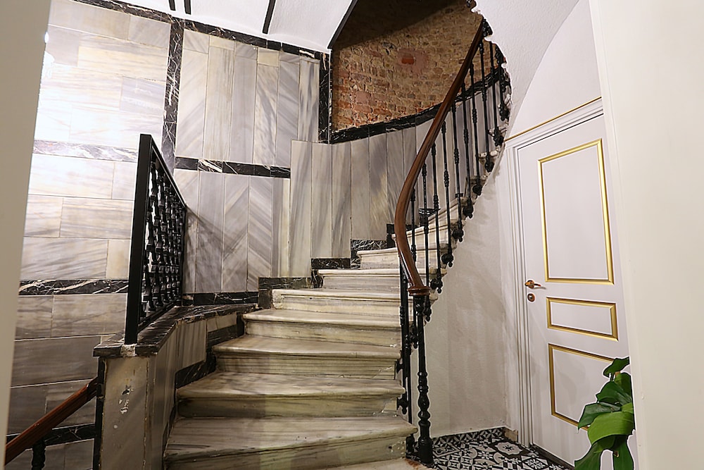 Kamil Bey Süitleri Beyoğlu - Image 70