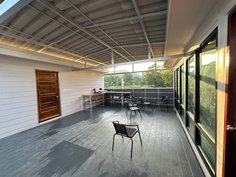 #4 - Private Villa 2BR 1000mbps Wi-fi