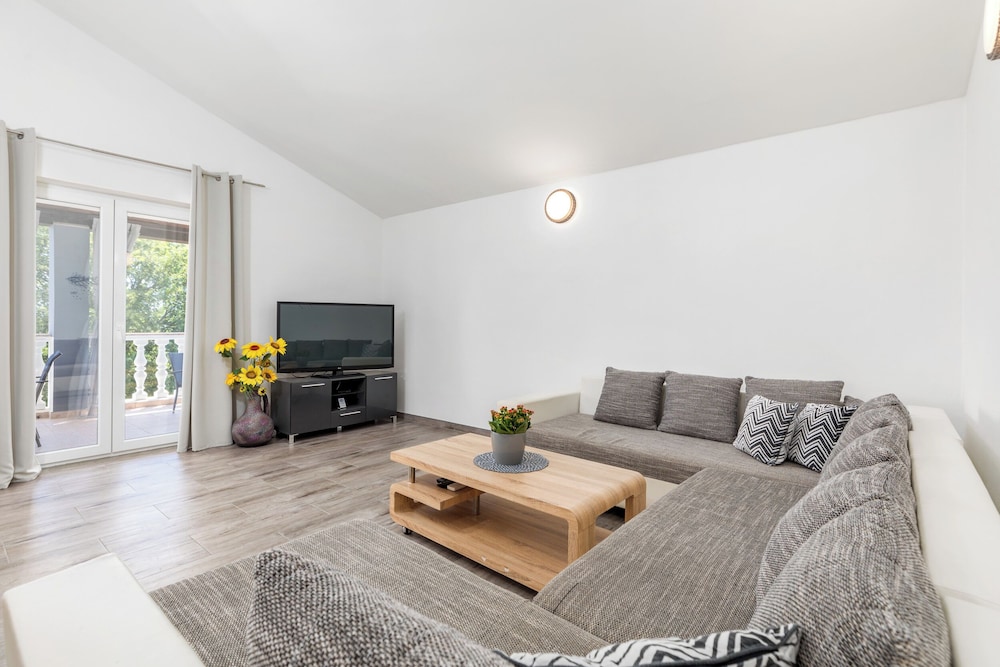 Apartament E&E