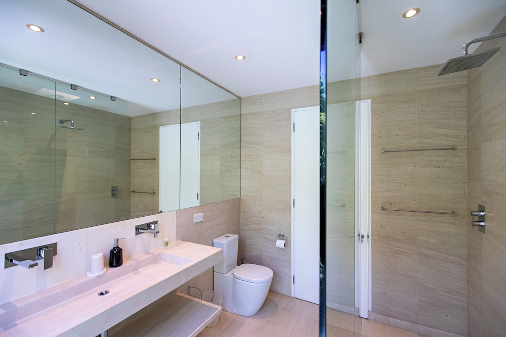 Atelier House