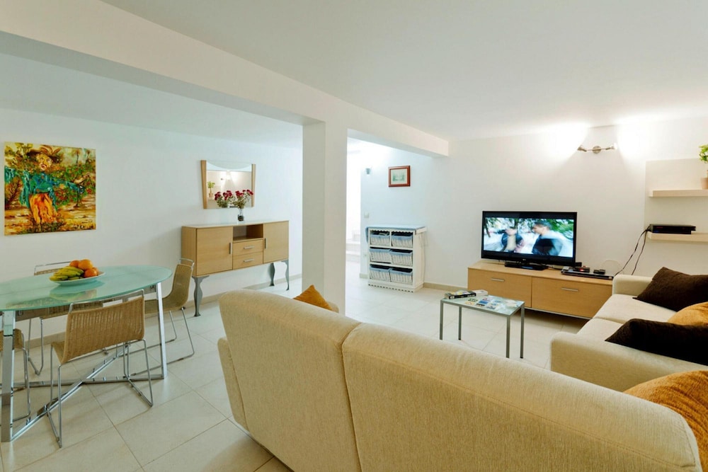 Dream Villa With Pool in Ingenio