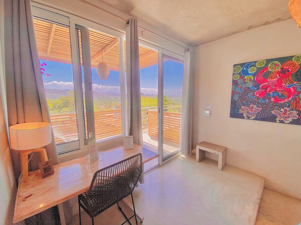 Perro Surfero Hotel Boutique - Todos Santos, BCS