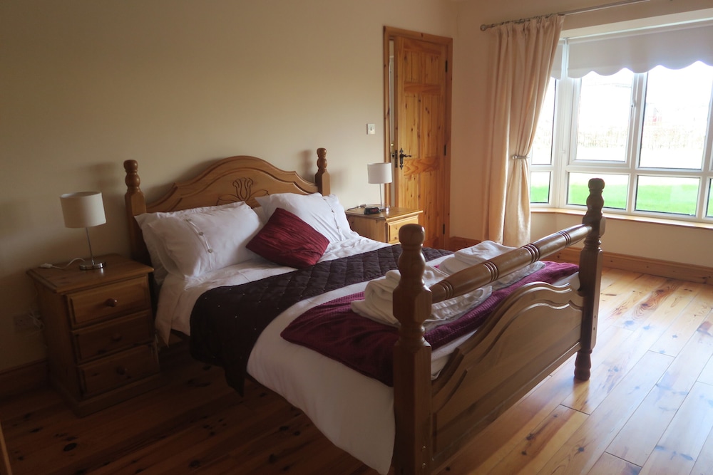 Burkes Holiday Cottages