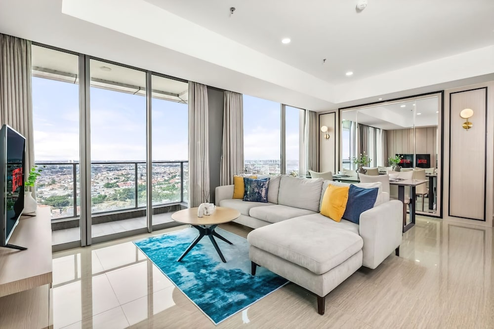 Fairview House - Luxstay near Airport