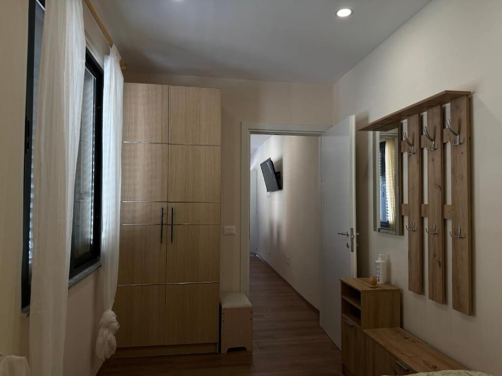 Tirent Apartment - Cozy Bedrooms Stay by Golem Beach.