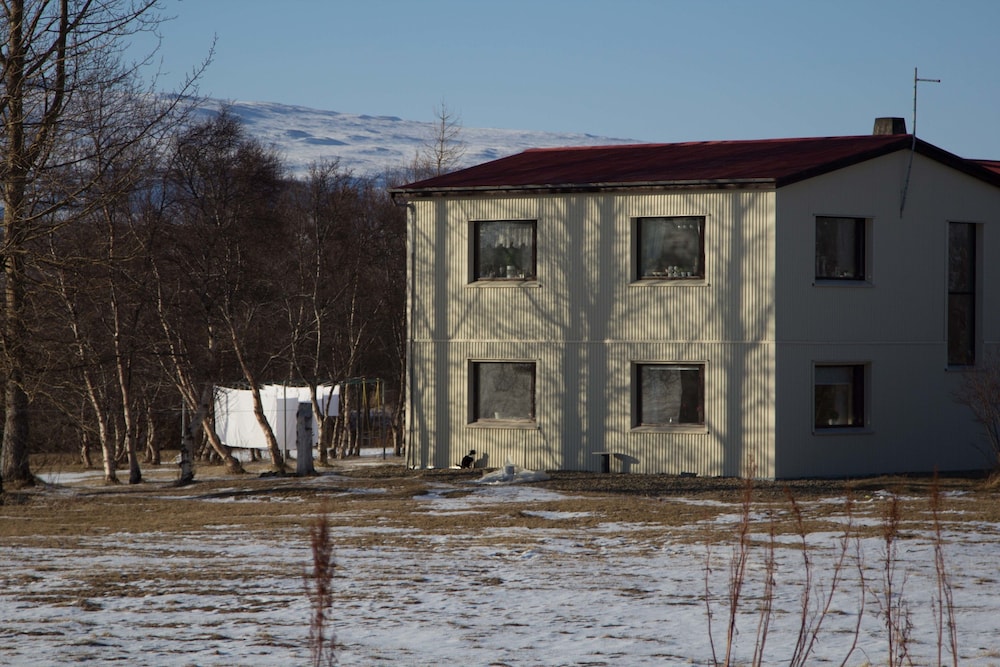 Mjóanes accomodation