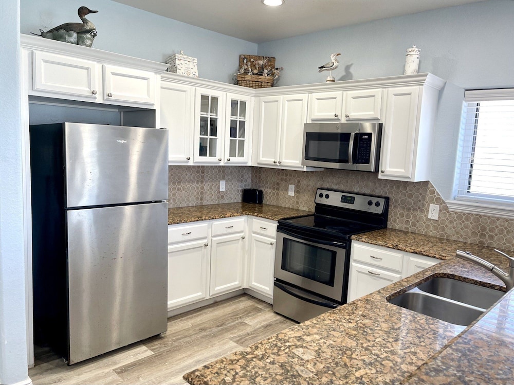 Beachgate Condo Suites And Hotel 321+322 4 Bedroom Condo