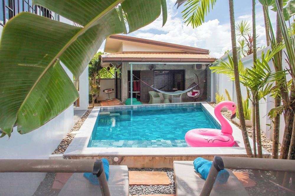 150 m From a Paradise Beach 3 Bedrooms Pool