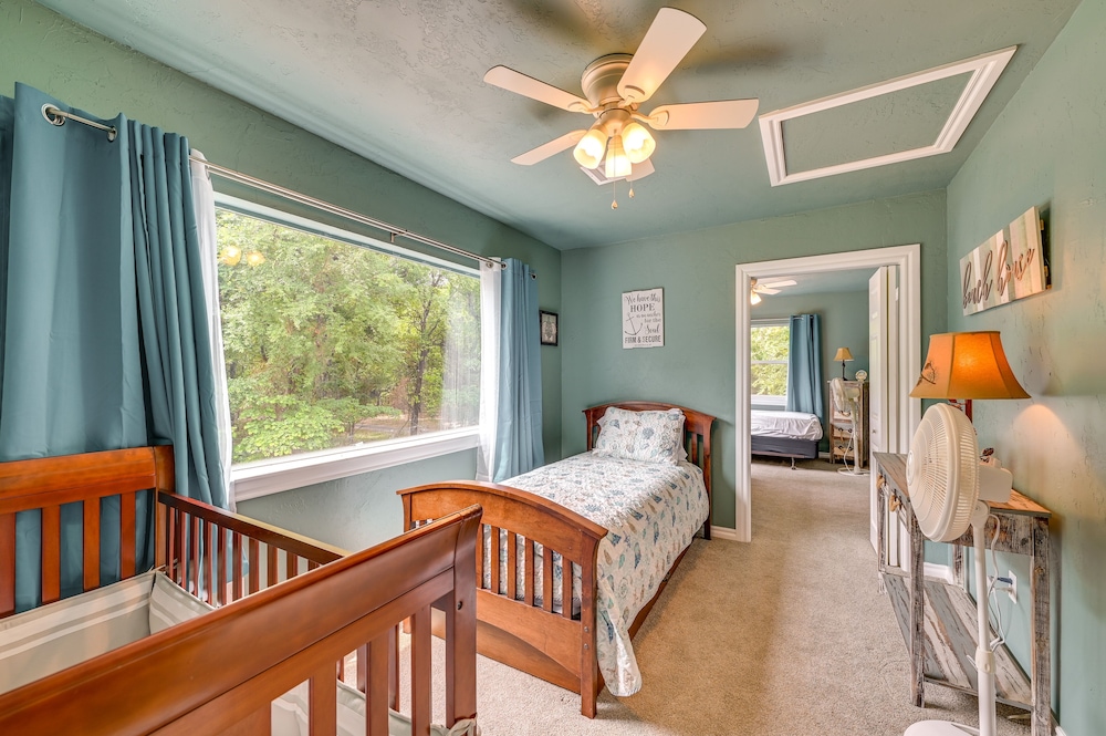 Spacious Lake Texoma Vacation Rental w/ Game Room! view 2