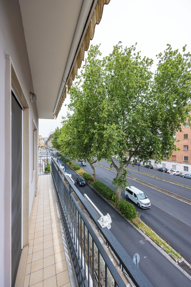Malta Modern and Lovely Flat With Parking