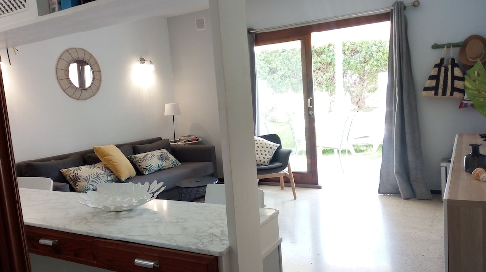 Apartment Agusbeach Sanagu023 photo 3