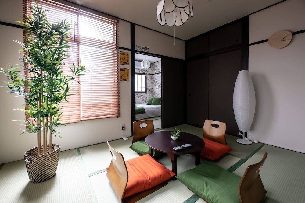R-Guest Residence