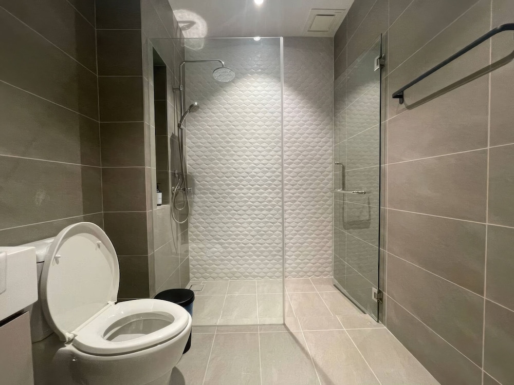 Platinum Quill Apartments Residences