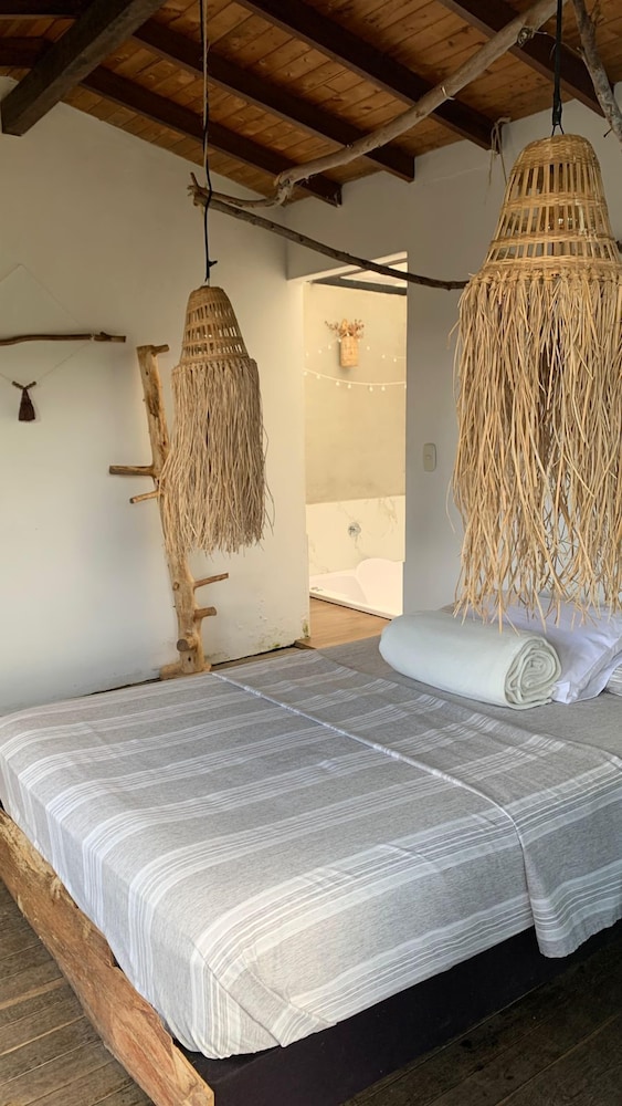 MONTANA ECO HOTEL