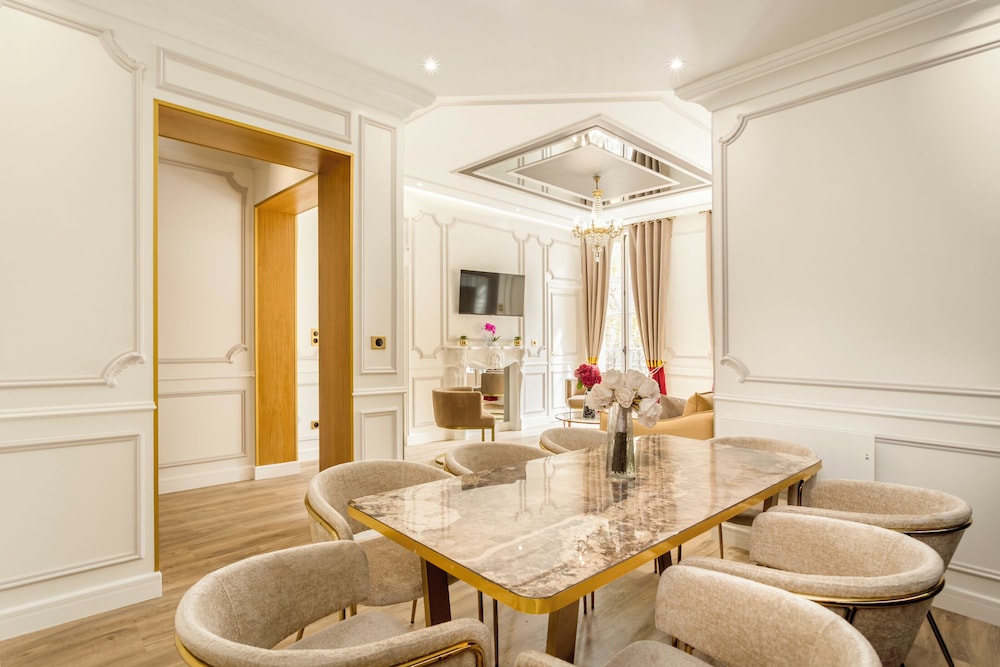 Merveil Luxury Suite - Martin VII