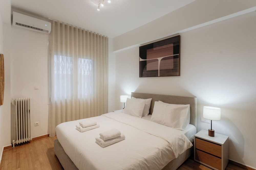 Classy & Modern Apt in Pagrati - Athens