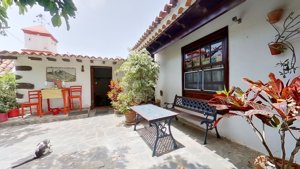 Charming 1-bed House in La Laguna