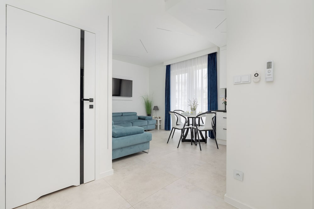 Klifowa Resort Rewal by Renters Prestige