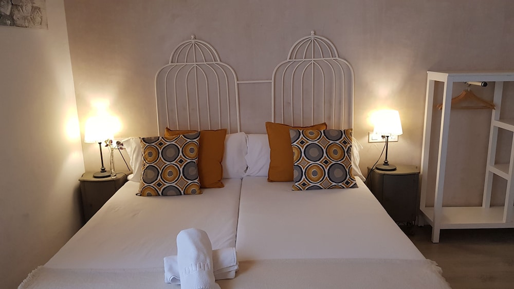 ISA SEVILLA Suites