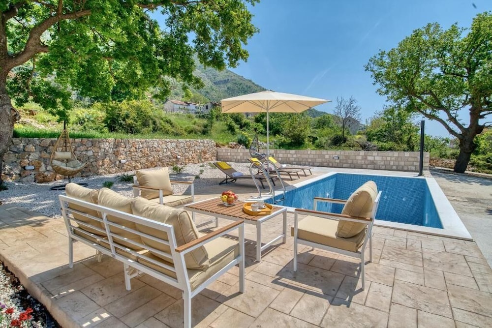 Seaview Villa Lavanda with pool