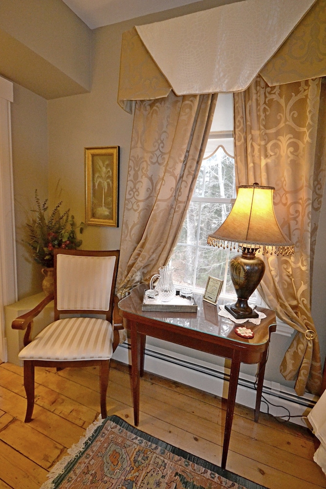 The Briarwood B&B