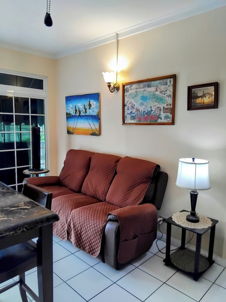 Dalley's Cozy Apartments