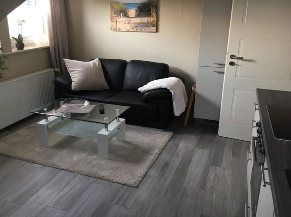 Seagull Modern Retreat