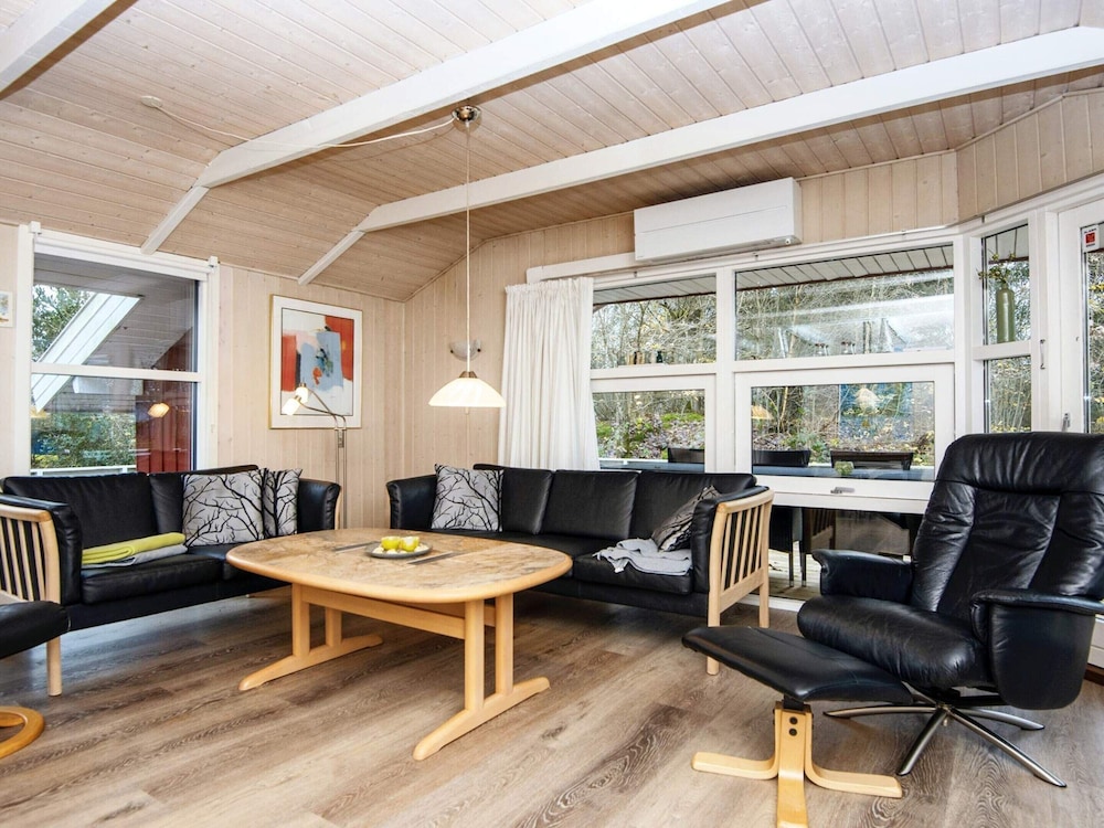 6 Person Holiday Home in Romo