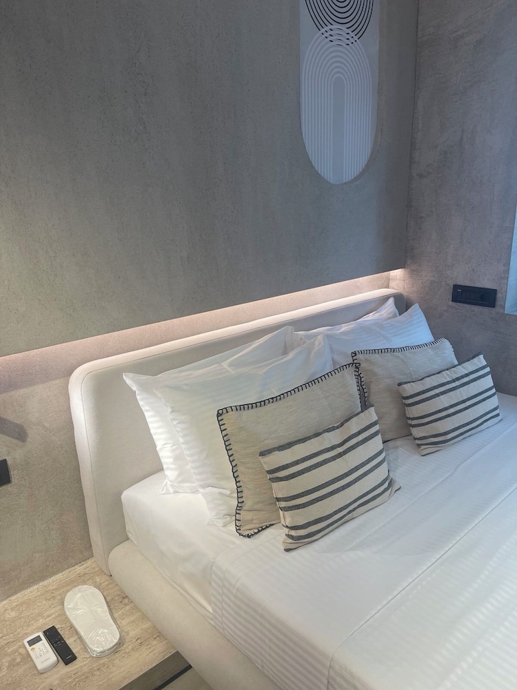 ASTARTE City Suite