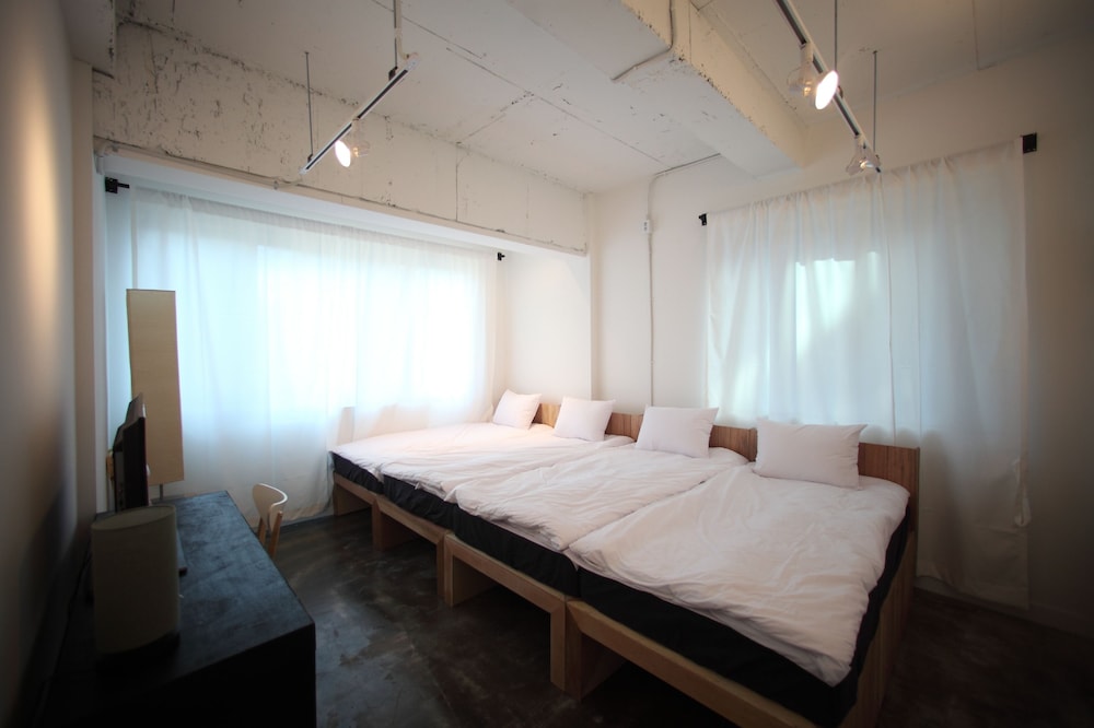 House740