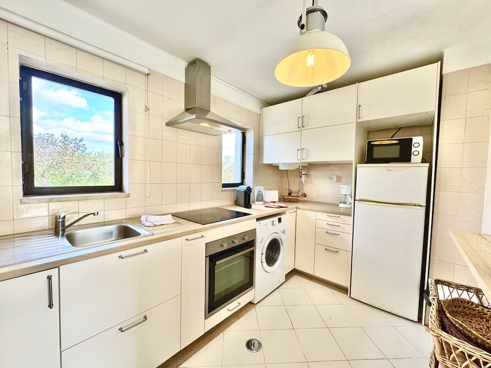 Vilamoura Central 11 With Pool by Homing