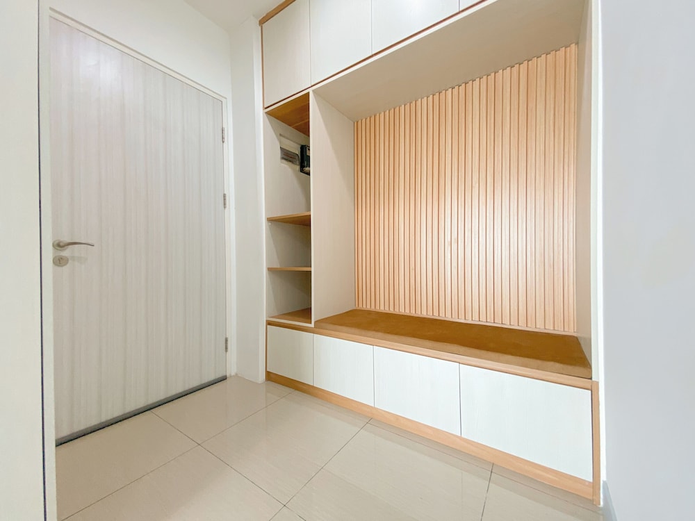 Comfort And Spacious 2Br Grand Kamala Lagoon Apartment