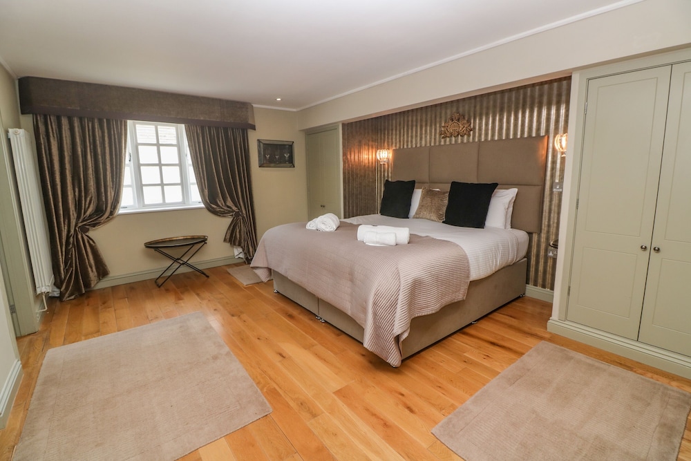Bodmin Country House