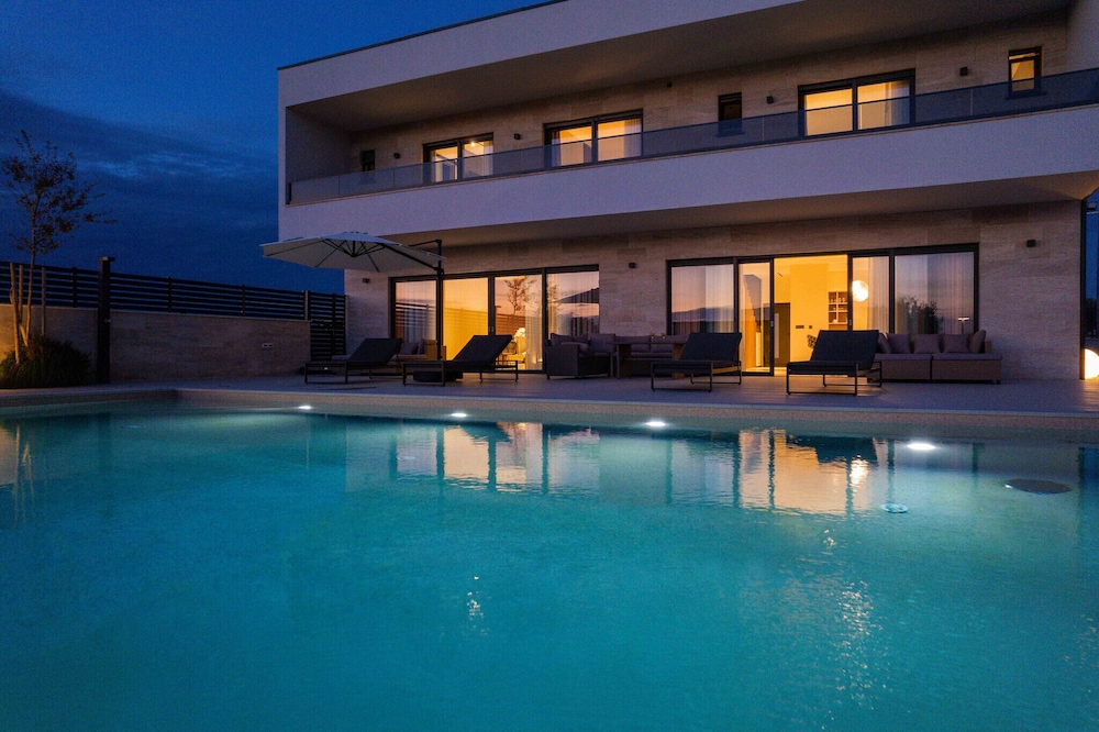 Villa Freedom