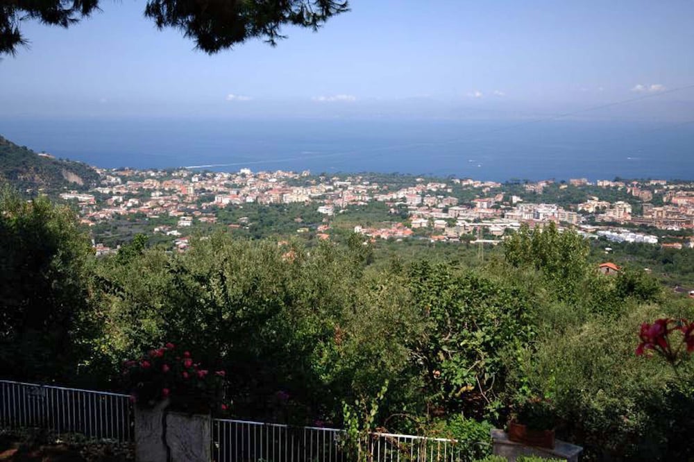 Villa Auxilia in Piano di Sorrento