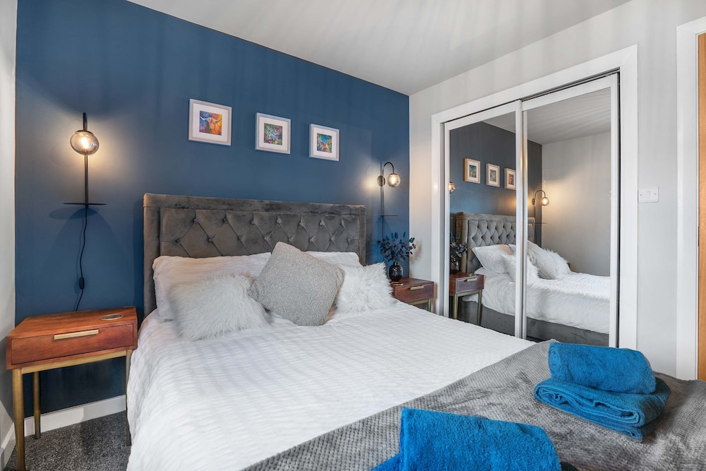 Central-1bed Flat in Aberdeen Area