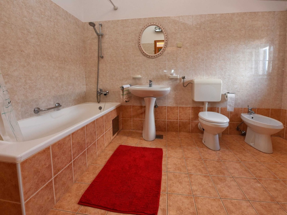 Nice Holiday House With Private Pool & Roof Terrace view 2