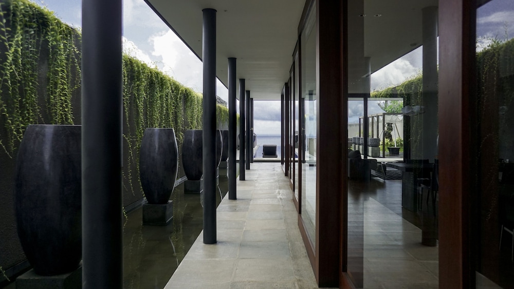 Alila Villas Uluwatu 8
