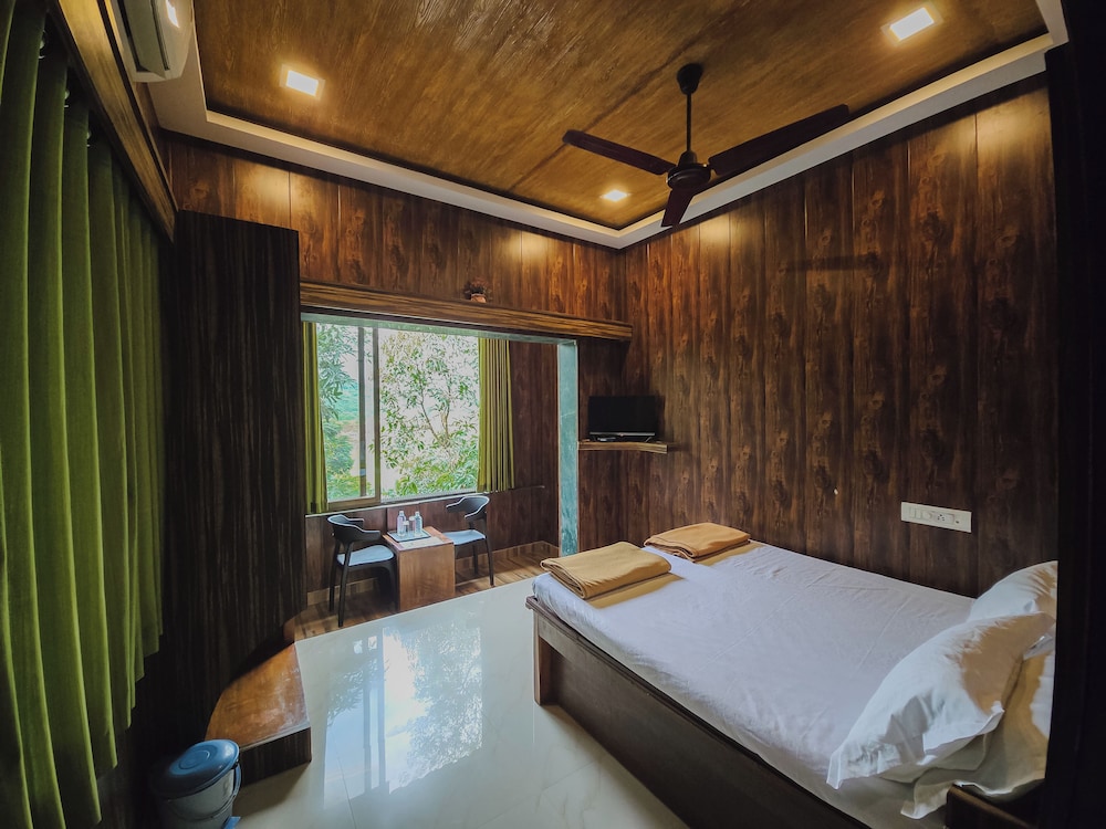 Green View Resort