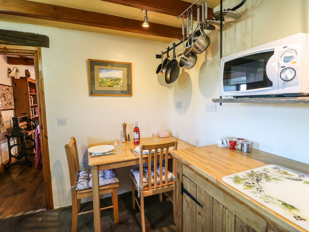 Cherry Tree Cottage view 5