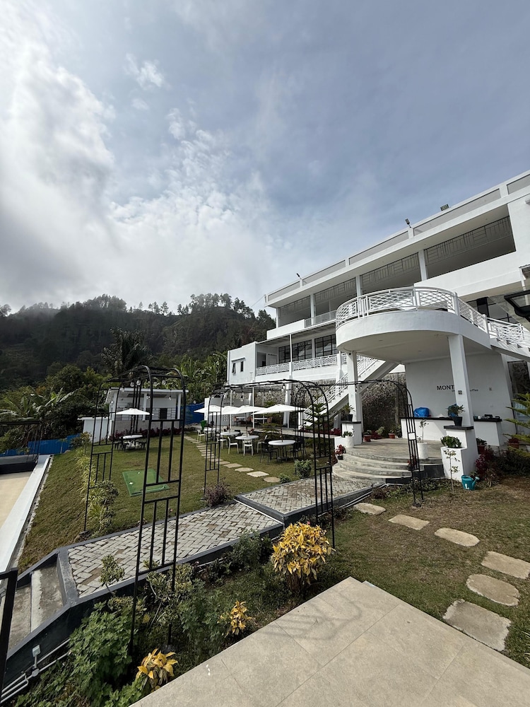 Montero Glamping & Stay