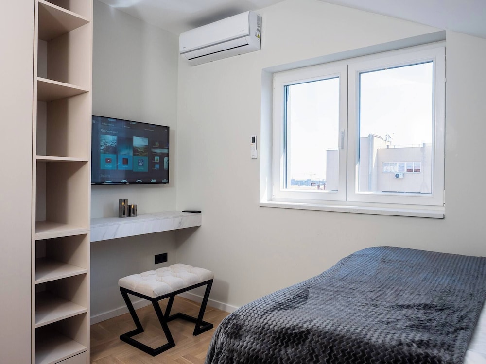 Residence Republic Square- Luxury at Top Location