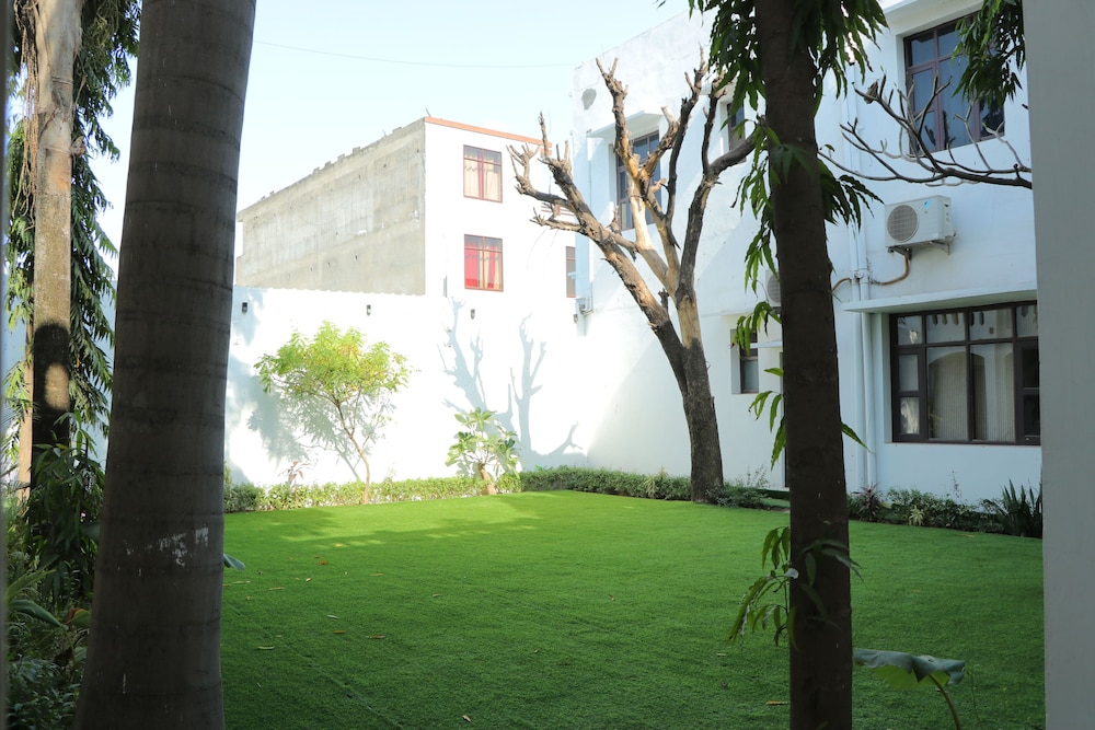 Photo 25