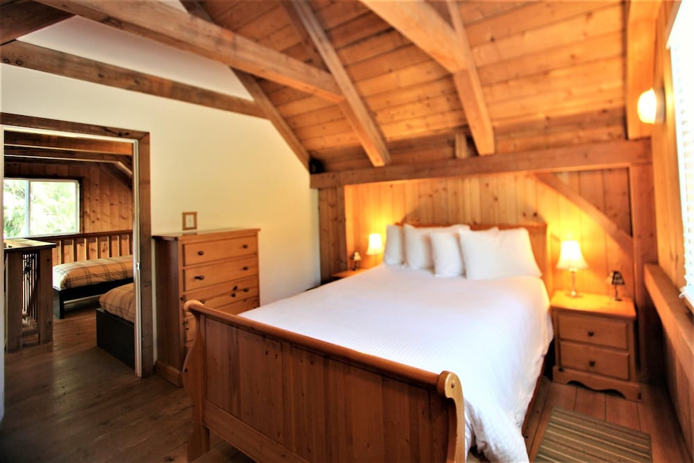Black Bear Cottage