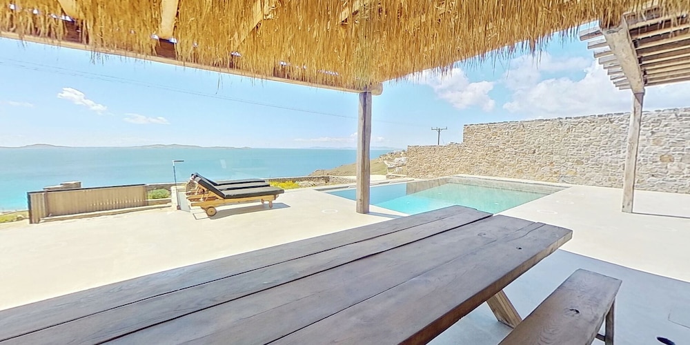 Ria Mar Villas & Suites by Live&Travel
