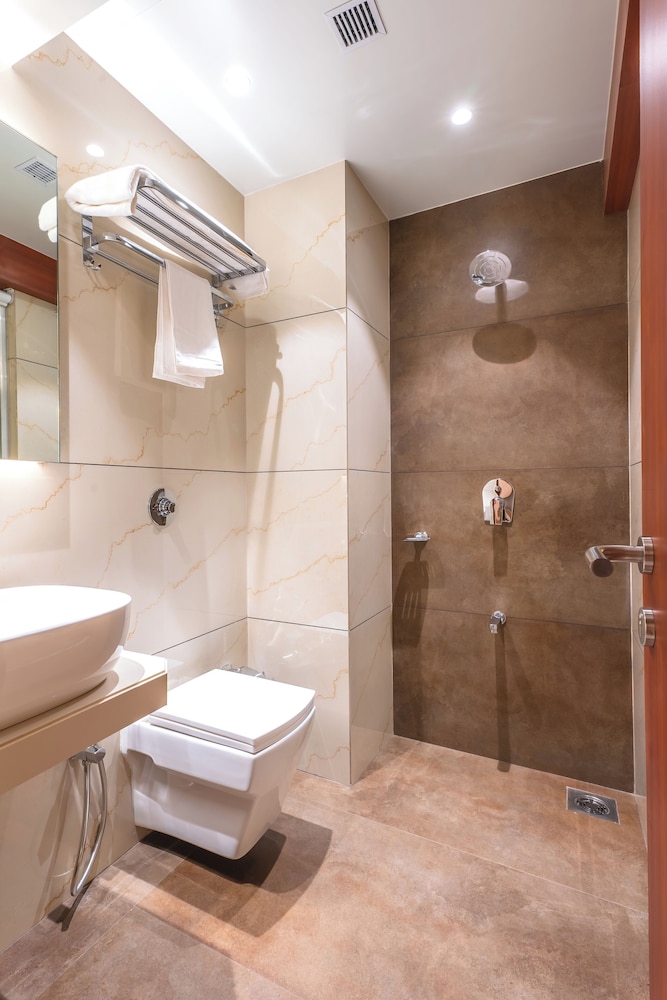 Hotel Supreme Comforts - Mumbai Airport