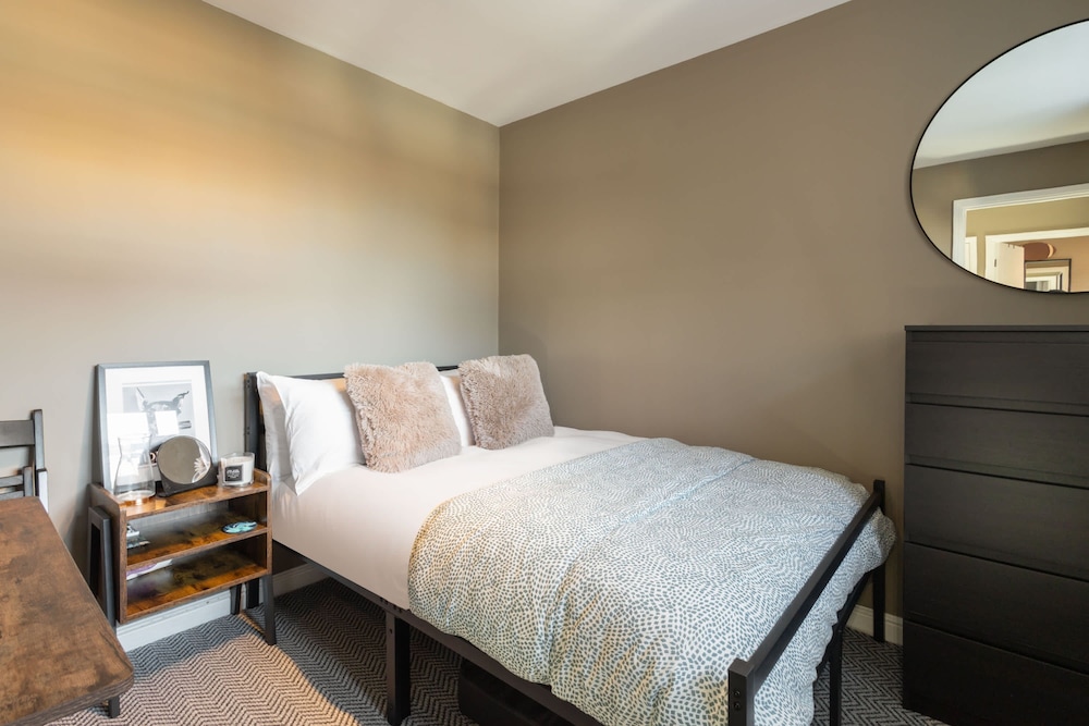 Host Stay Martinhoe