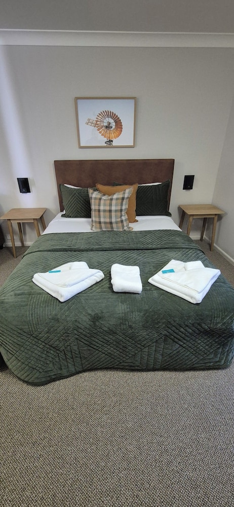 Molong Motor Inn